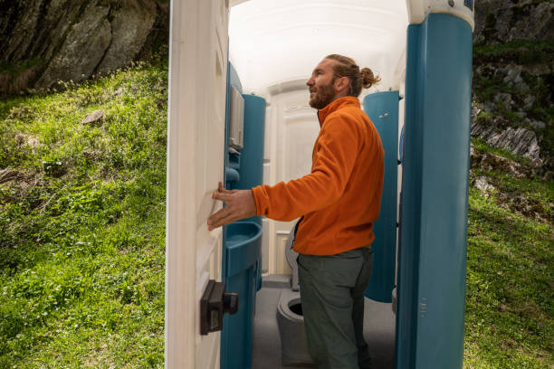 Best Portable toilet rental cost  in Old River Winfree, TX
